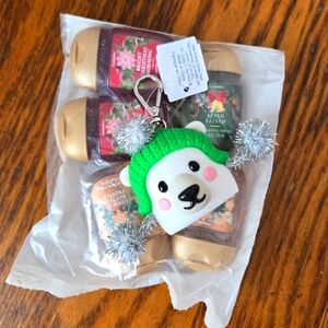🐻‍❄️🤲 NWT‼️ Bath & Body Works Polar Bear with Tinsel Pompoms with Sanitizers